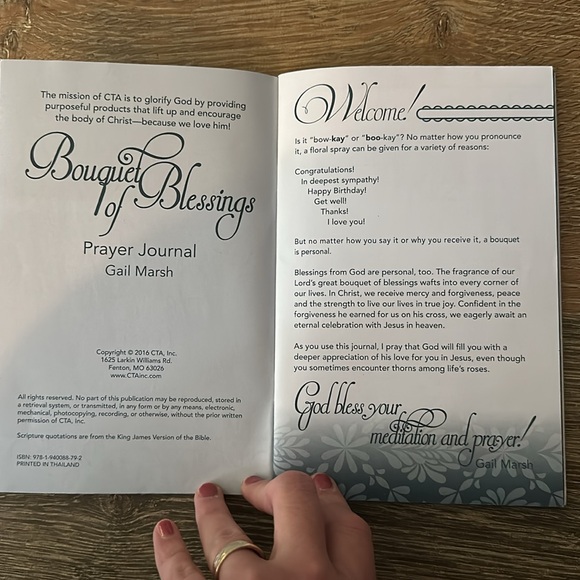 Bouquet of Blessings Prayer Journal - Picture 4 of 5